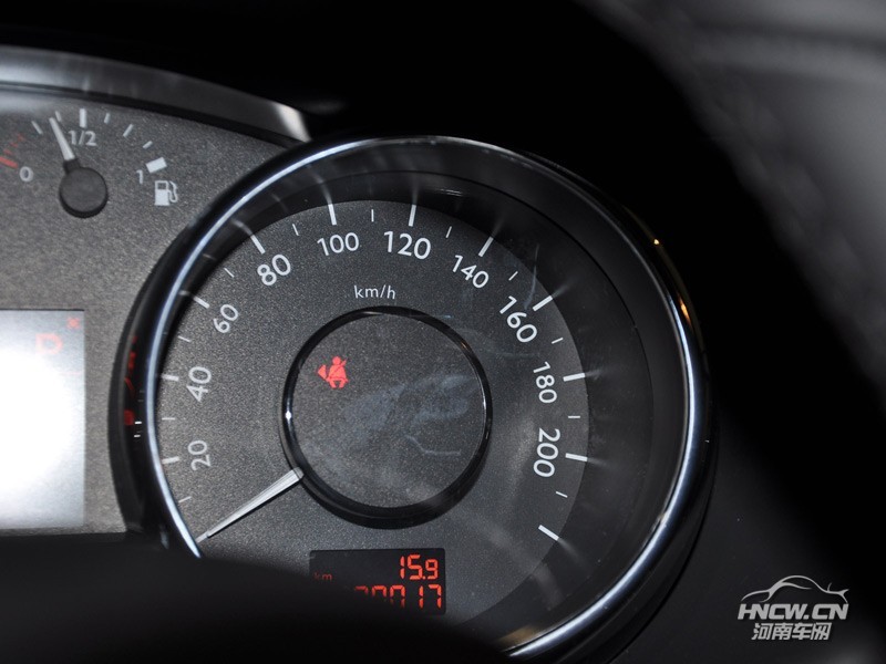 2013款 东风标致 3008 中控台