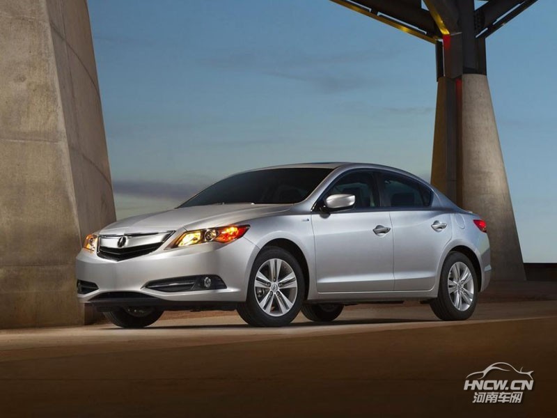2013款讴歌ILX 外观