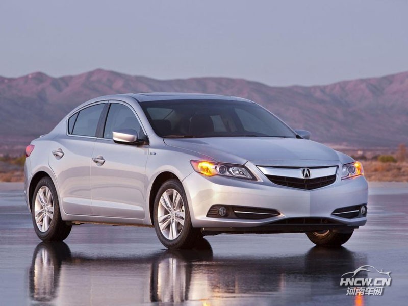 2013款讴歌ILX 外观
