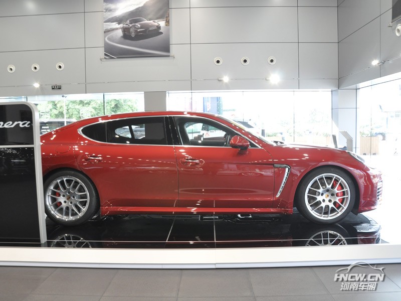 2014款保时捷 Panamera 外观