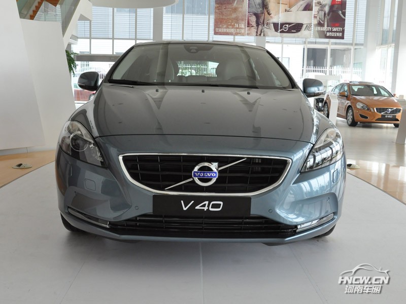 2013款沃尔沃V40 外观