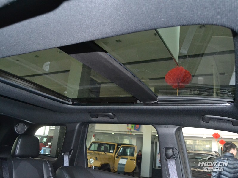 2014款Jeep大切诺基 内饰