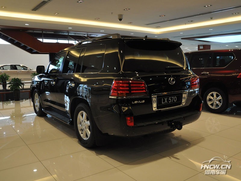 2011款雷克萨斯LX570 外观