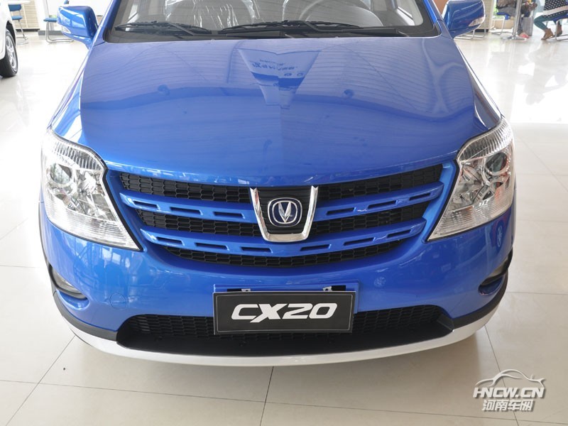 2011款长安CX20 外观