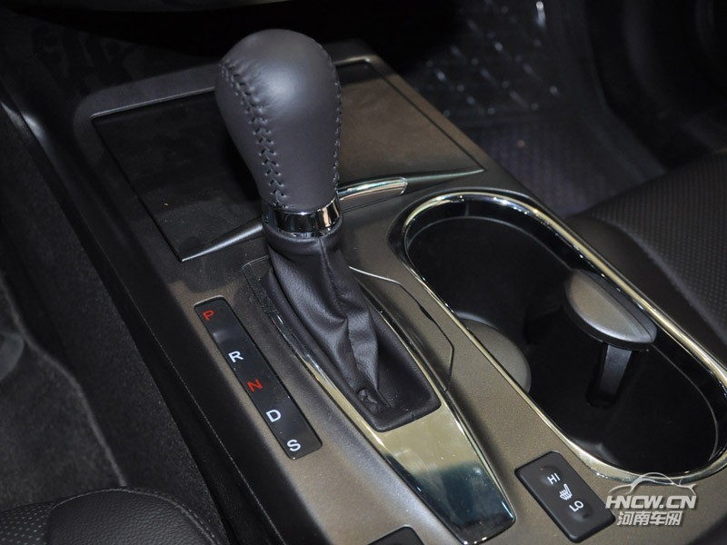 2012款 RDX 中控台