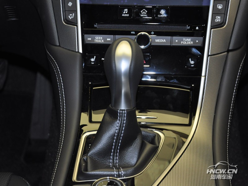 2014款 英菲尼迪 Q50 中控