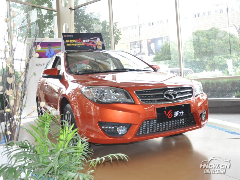 2013款东南 V6菱仕 外观