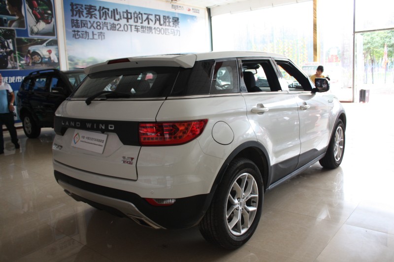 2015款 陆风X7 外观