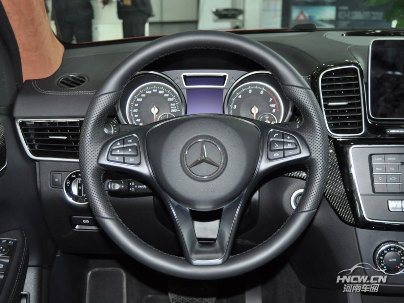 2015款 进口奔驰 GLE Sport 中控