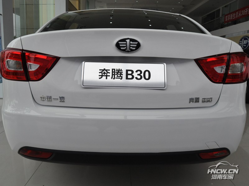 2015款 一汽奔腾 B30 外观