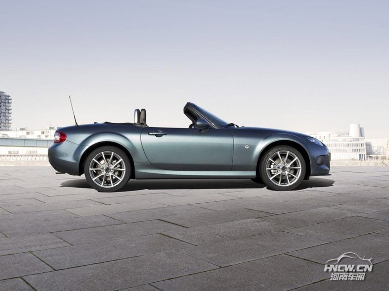 2013款马自达MX-5 外观