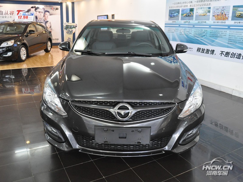 2015款 海马 M6 外观