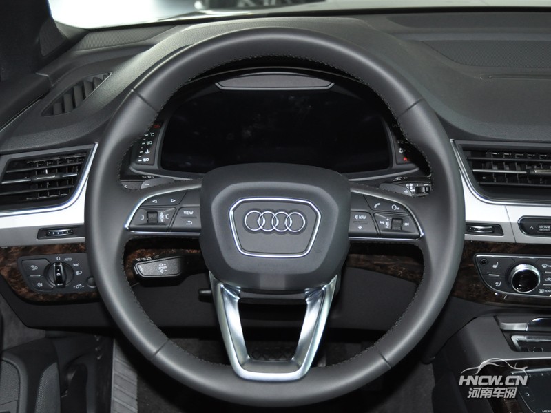 2016款 进口奥迪 Q7 中控