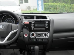 http://car0.autoimg.cn/carnews/2014/7/24/300x225_0_q87_20140724011840857497110.jpg