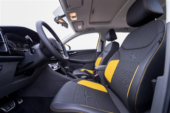 C:UsersITRAXDesktopitraxJETTA图包7-专业试驾 (14).jpg