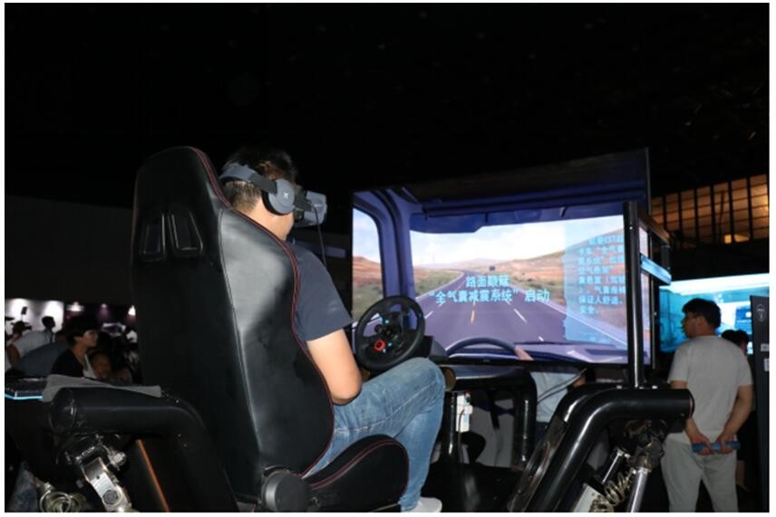 欧曼EST超级卡车登陆中原收割658台订单