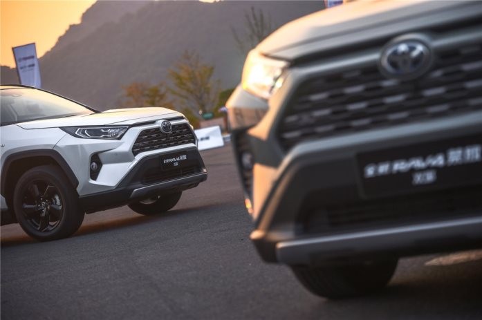 C:\Users\Administrator\Desktop\RAV\2019.8.1\20190928-QDH-TOYOTA-BYR-45475802.jpg