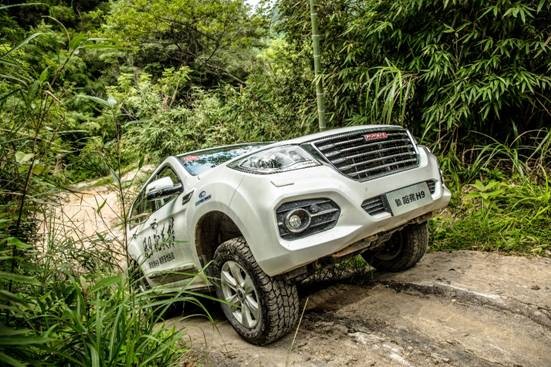 哈弗H9-8AT 越野圈里精致的“驾控派” 