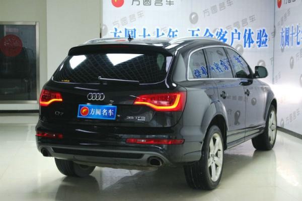 奥迪Q7_