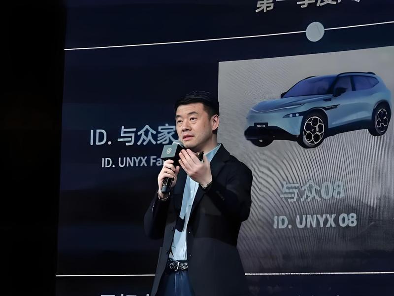 陈竞的“筑基”与李鹏程的“破局”：两种使命，一个目标