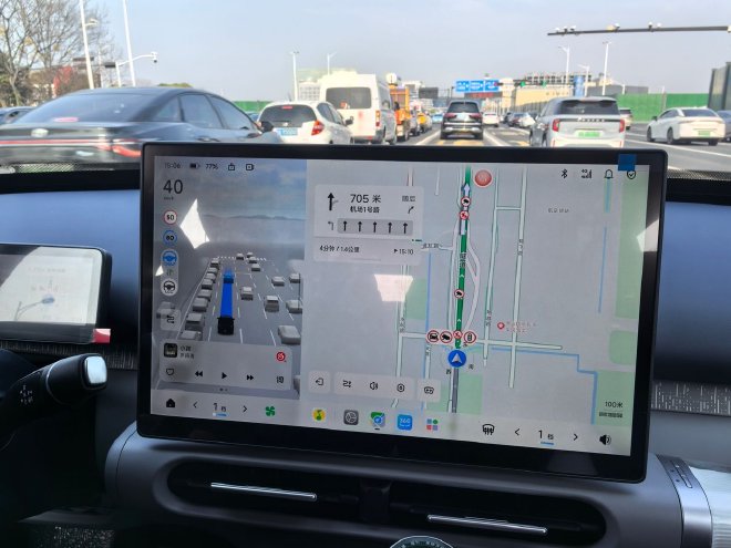 抢先试驾零跑A10 10万级SUV也能配激光雷达
