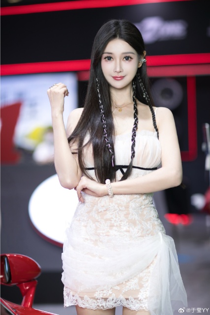 723dea25gy1ibkne49jxcj22tc480kjn.jpg