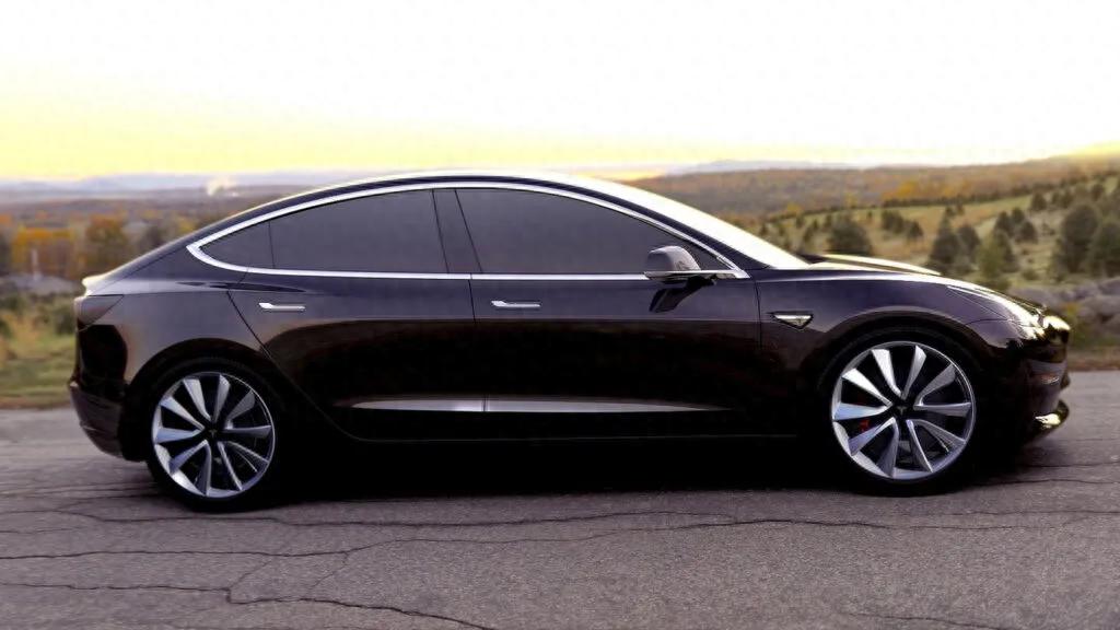 特斯拉Model 3 61万公里后，实测续航缩水34.2%
